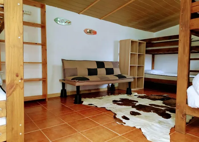 Surfhousegerra Vandrarhem San Vicente De La Barquera