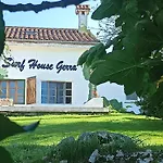 Surfhousegerra