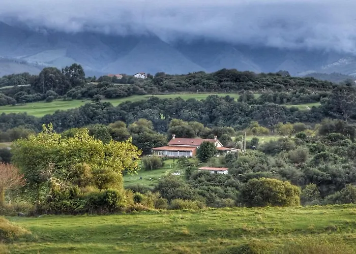 Vandrerhjem Surfhousegerra *